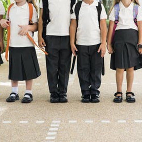 The DRESS CODE - Do kids have to wear school uniform today?